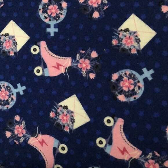 🛒$35 Flannel Fabric Craft Material 7 yard Bolt Girl Woman Empowerment Blue 48 - Picture 1 of 3